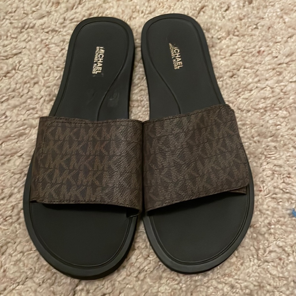 MK slides brand new the lettering came off from the size sticker